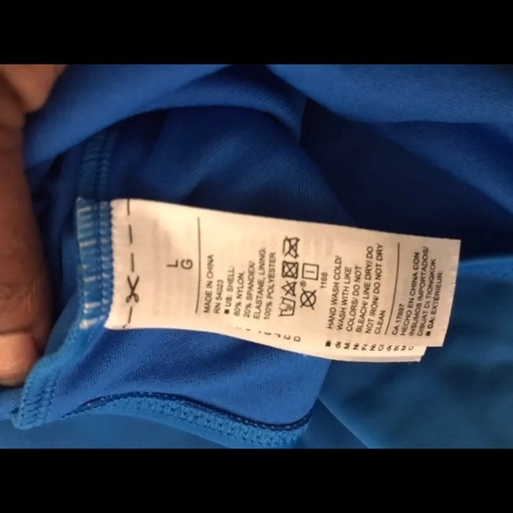 bathing suit - Picture 2 of 8